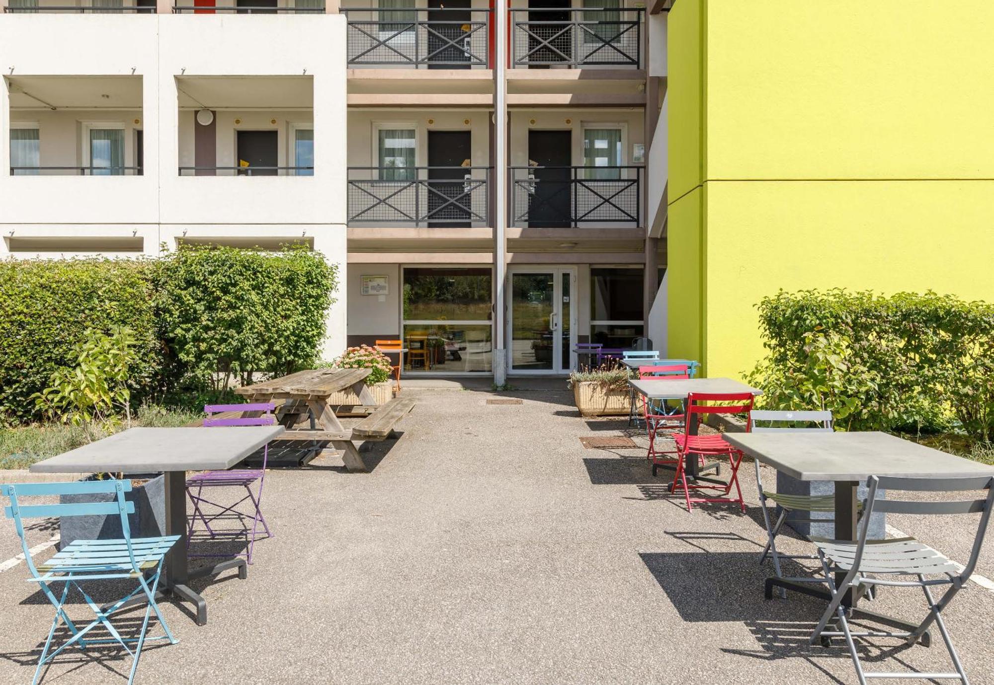 B&B Hôtel Moulins Toulon-sur-Allier Buitenkant foto