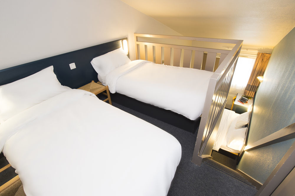 B&B Hôtel Moulins Toulon-sur-Allier Buitenkant foto