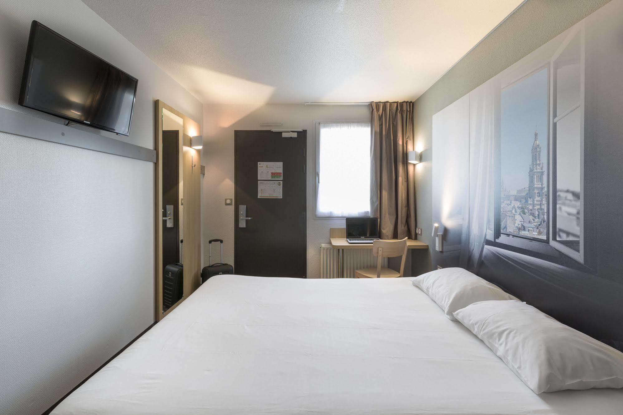 B&B Hôtel Moulins Toulon-sur-Allier Buitenkant foto