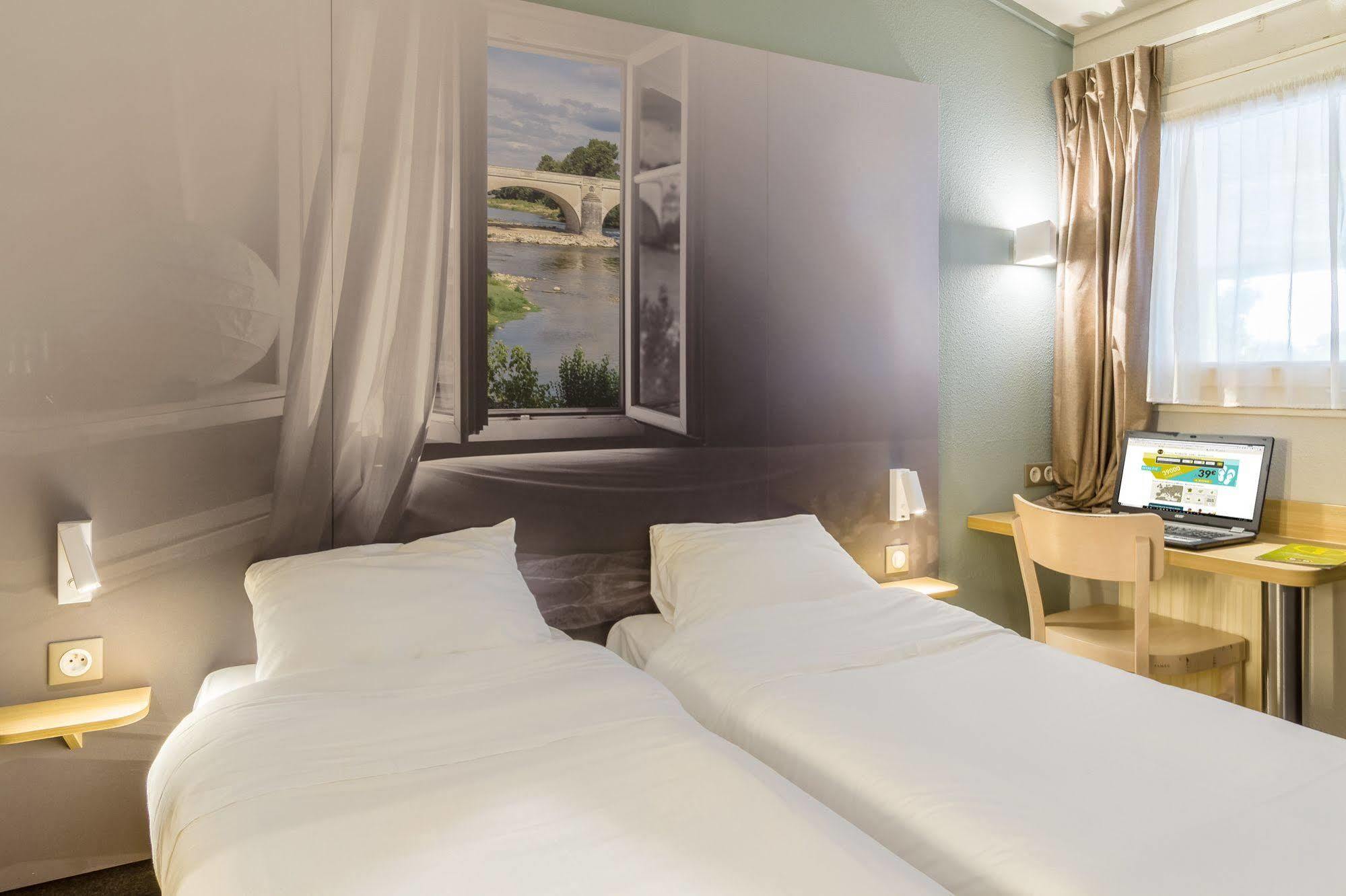 B&B Hôtel Moulins Toulon-sur-Allier Buitenkant foto