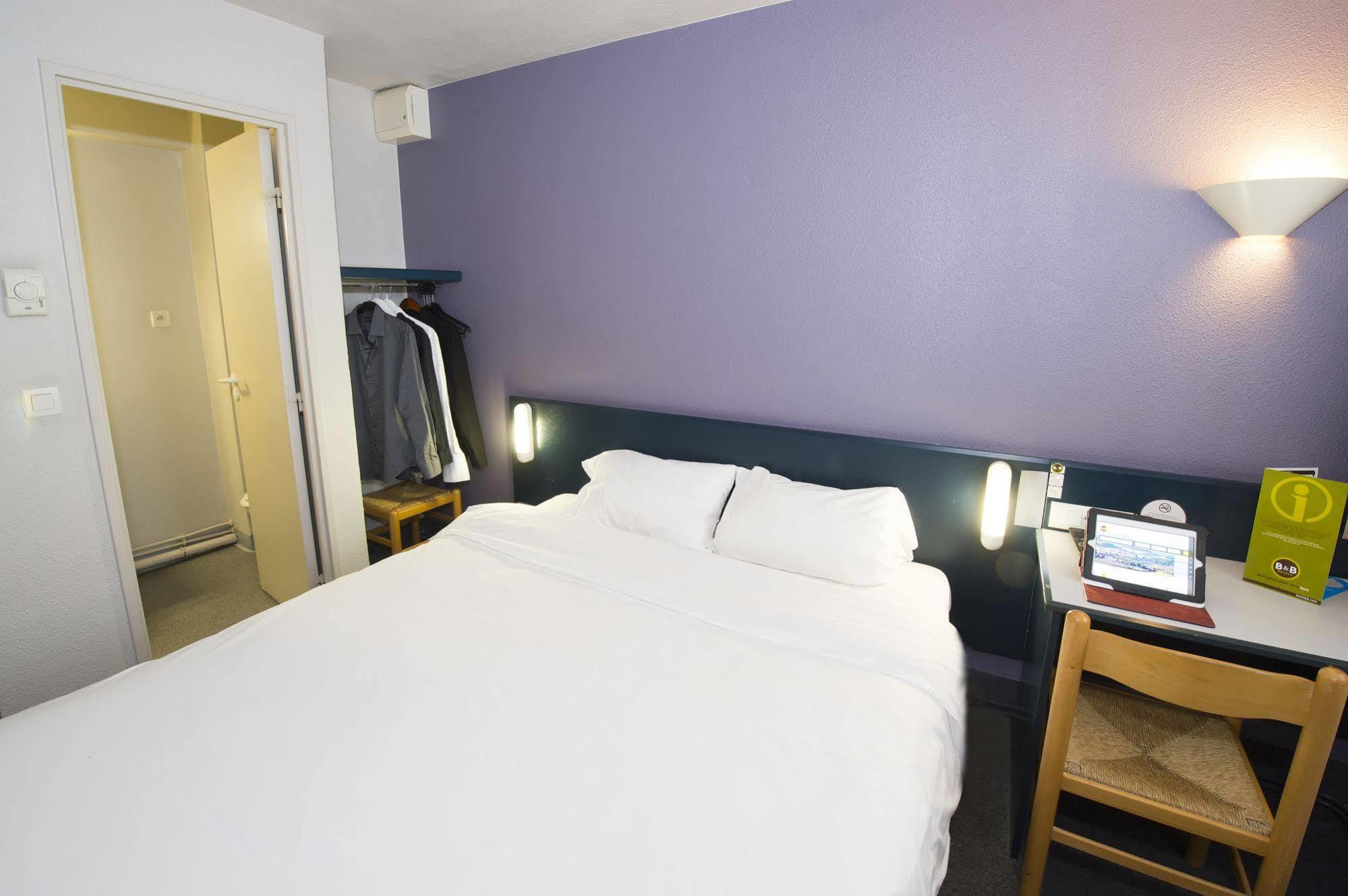 B&B Hôtel Moulins Toulon-sur-Allier Buitenkant foto